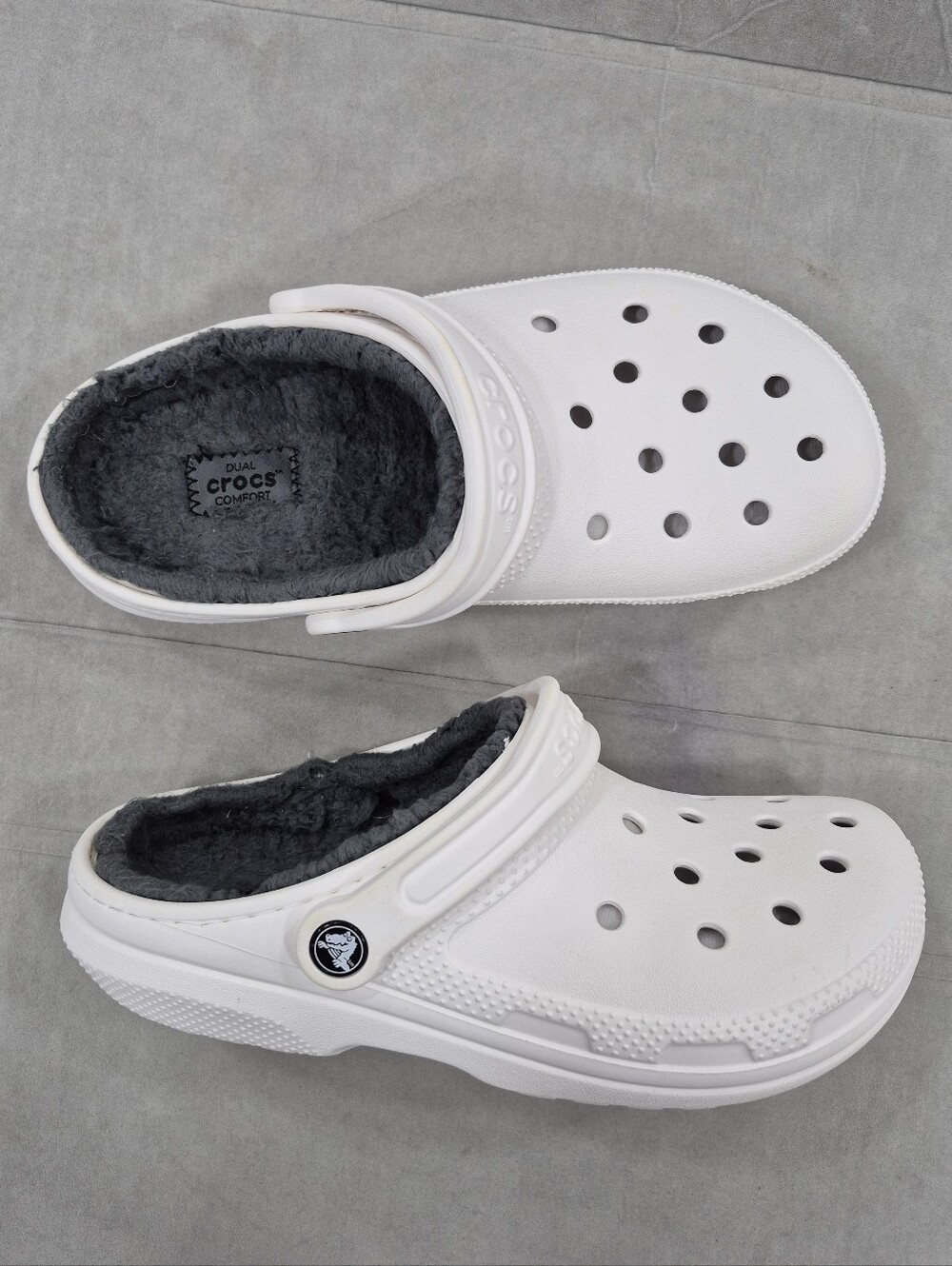 Crocs clogs women's 9 men's 7 white with gray furry lining